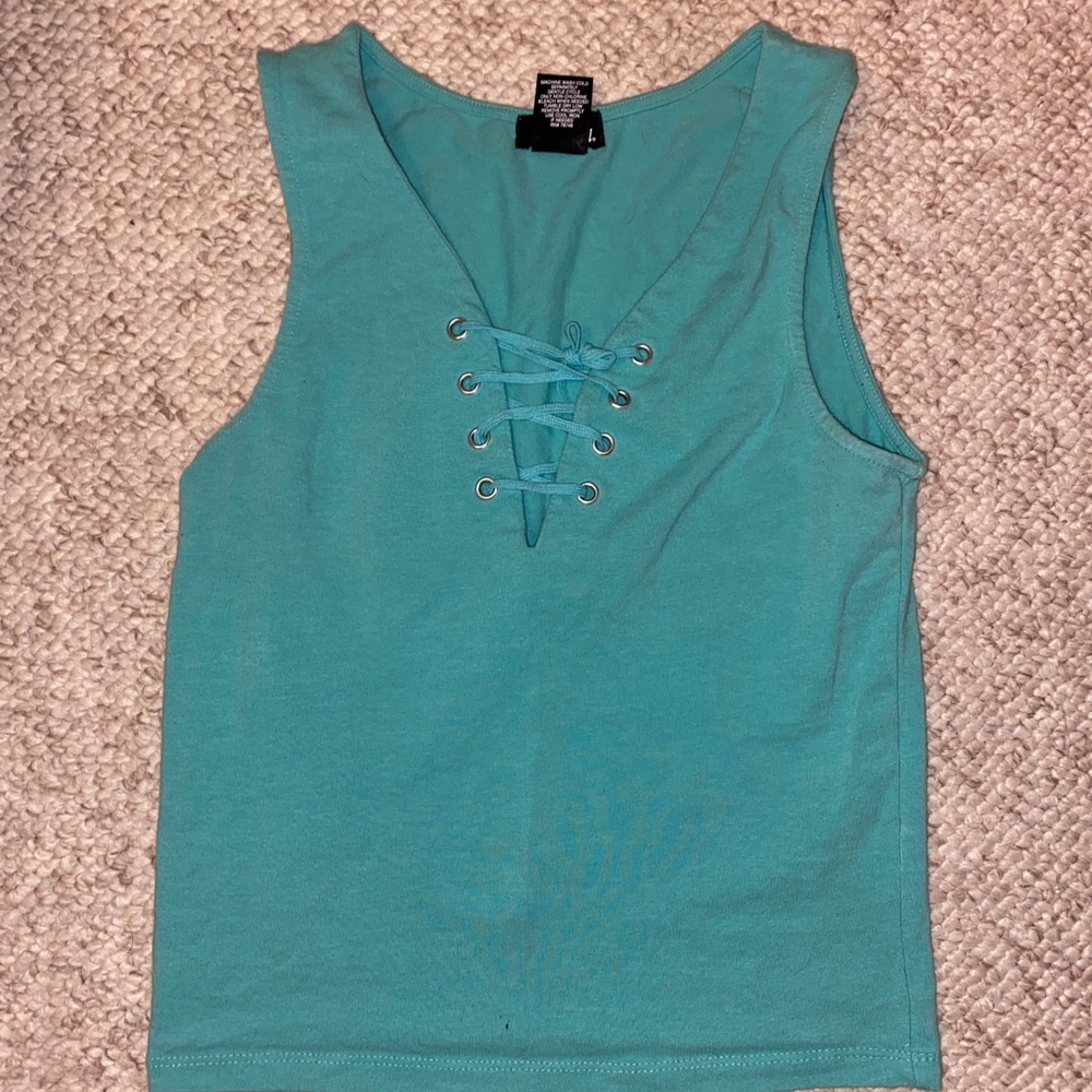 Wet seal tank top